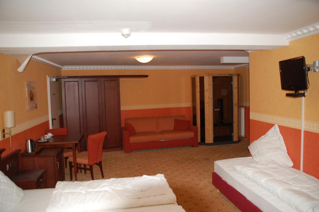 Kegel Tanz Palast Winterberg Hotel Exterior photo